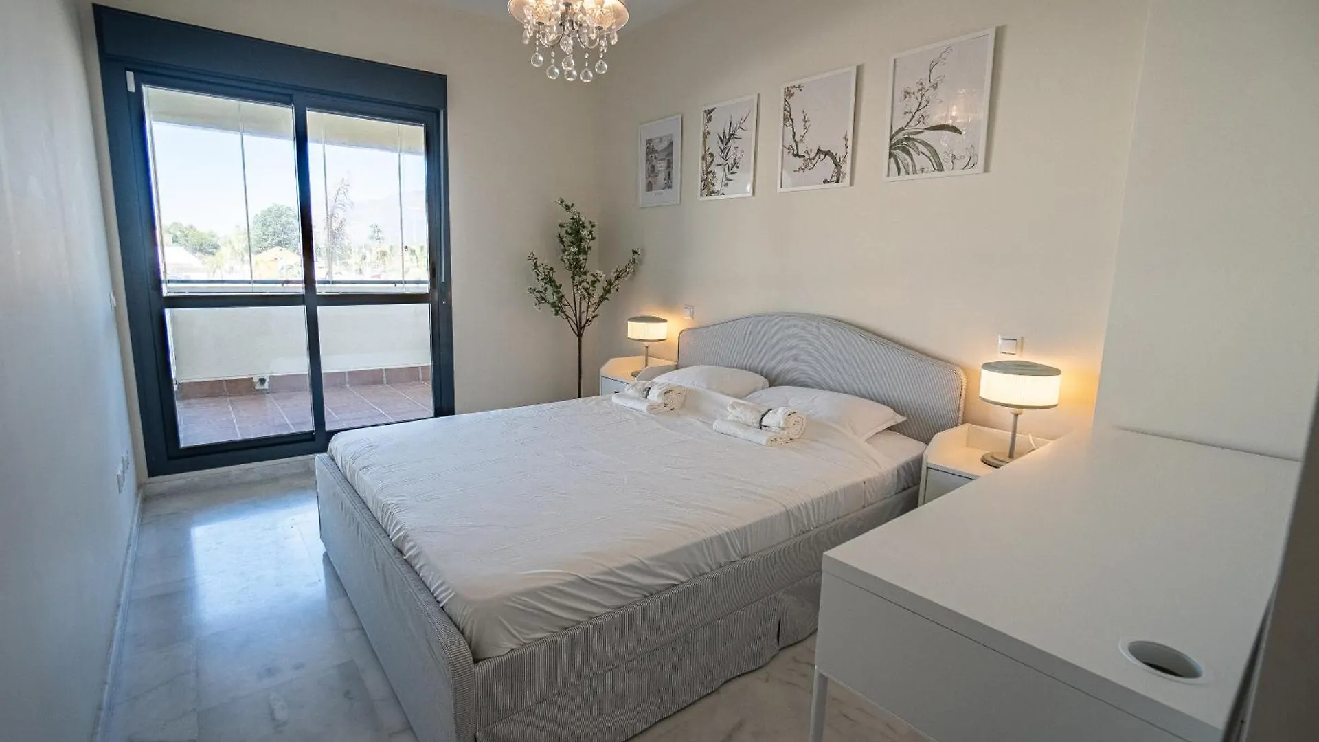Hello Cosmo Apartment Estepona 0*,  Spain
