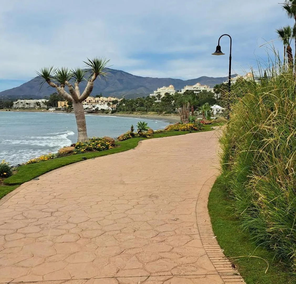 Hello Cosmo Apartment Estepona