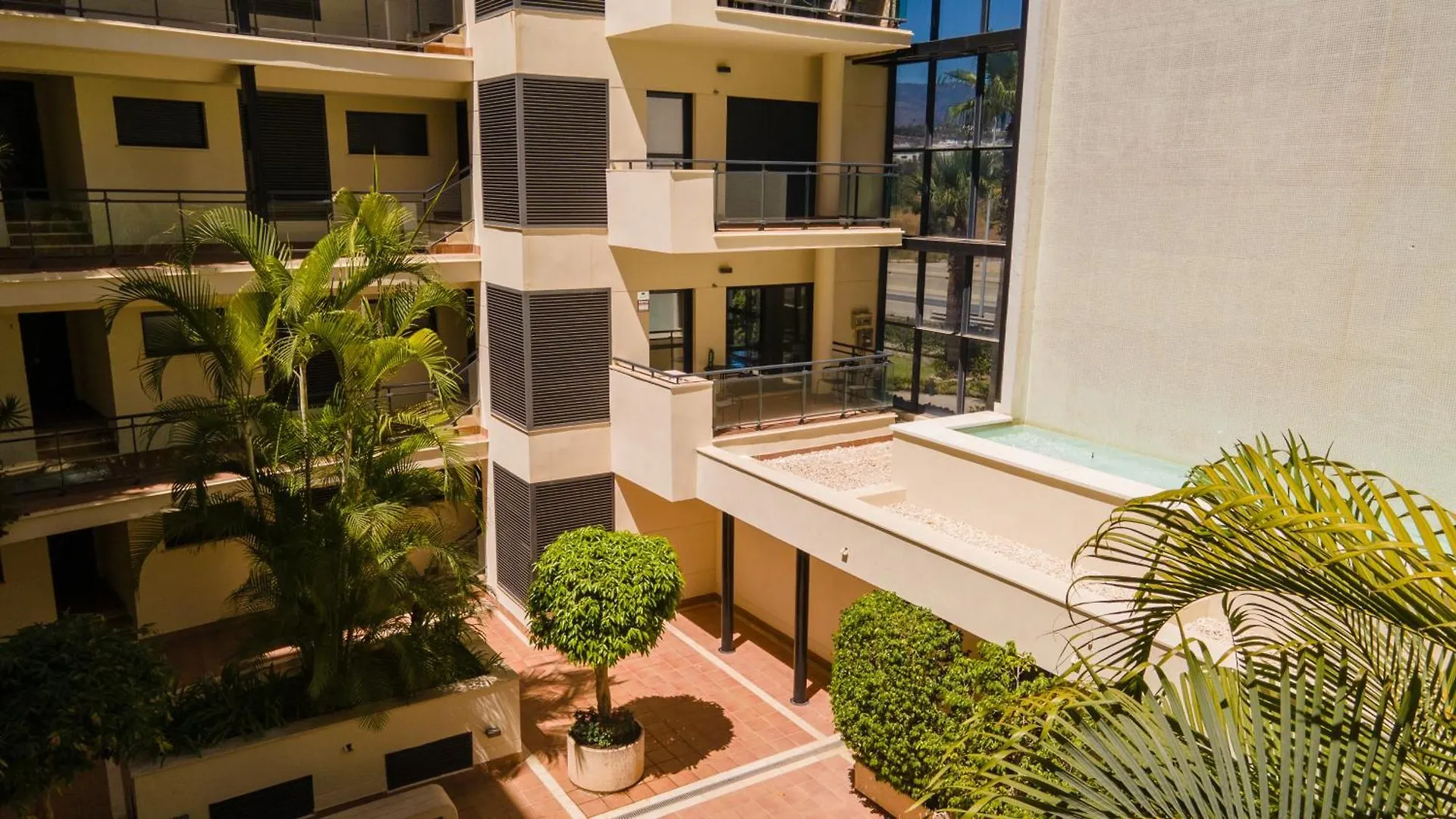 Hello Cosmo Apartment Estepona