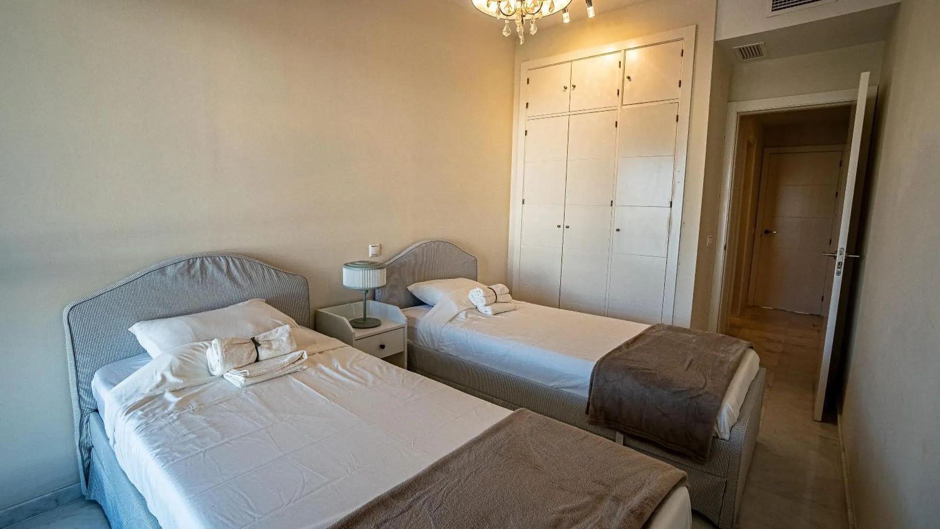 Hello Cosmo Apartment Estepona 0*,